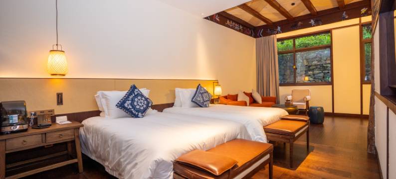 乌江寨侗黔白马酒店(遵义店)图片