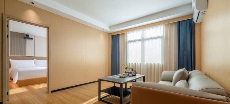 都市国际酒店(南湖公园店)图片