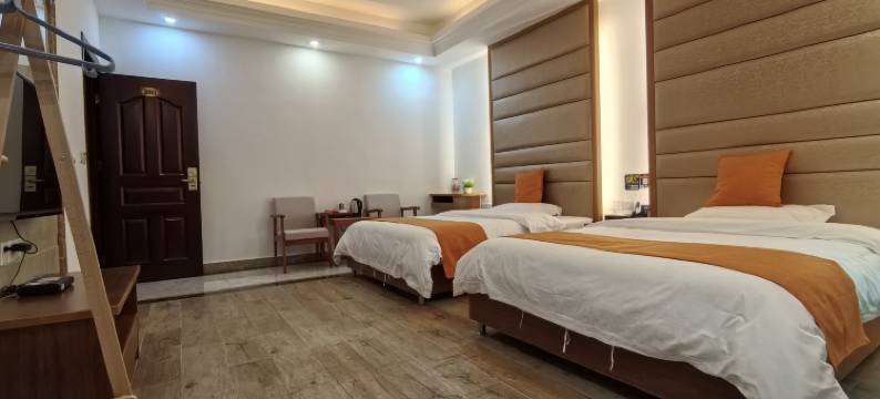 丹霞山长老峰宾馆图片