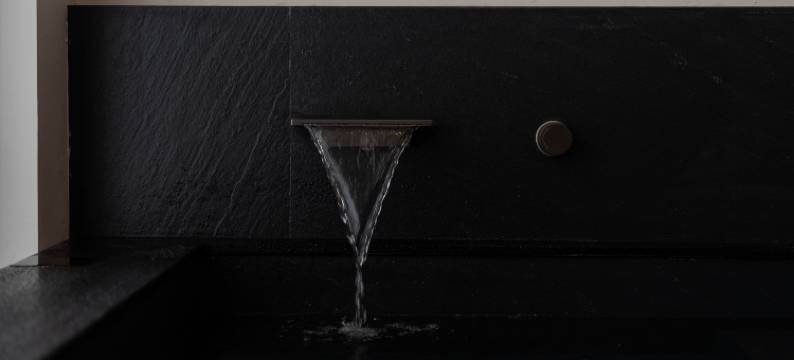 VIbes INN赛博电竞酒店(台州宝龙城店)图片