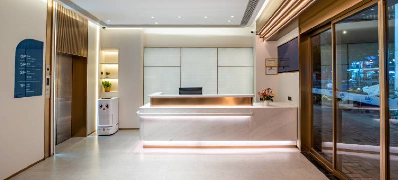 柏纳酒店(烟台山公园三叉街地铁站店)图片