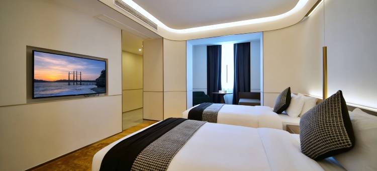 格林缦旅酒店(秋水广场翠苑路地铁站店)图片