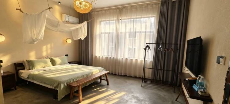 等等·Lightluxury休闲观景美宿(东江湖店)图片