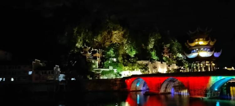 龍隐溪居·RiverView客栈(镇远古城景区店)图片