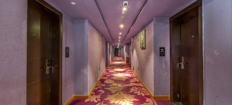 LOVE鼎盛酒店(佛山广佛智城大沥永旺梦乐城店)图片