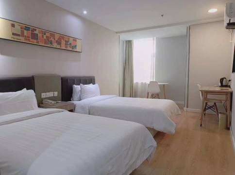 华庭精选酒店(青岛城阳正阳东路店)