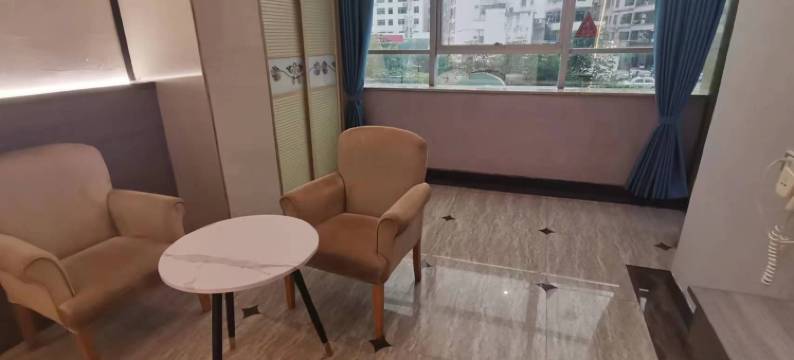 新丰山水假日酒店图片