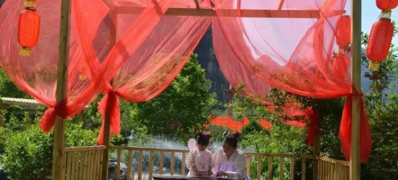 十渡彩虹花园露营基地图片