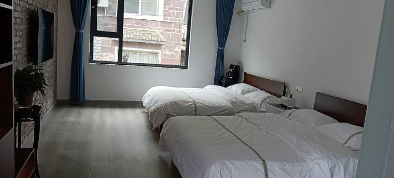 辉县市万仙山环仙居农家院图片