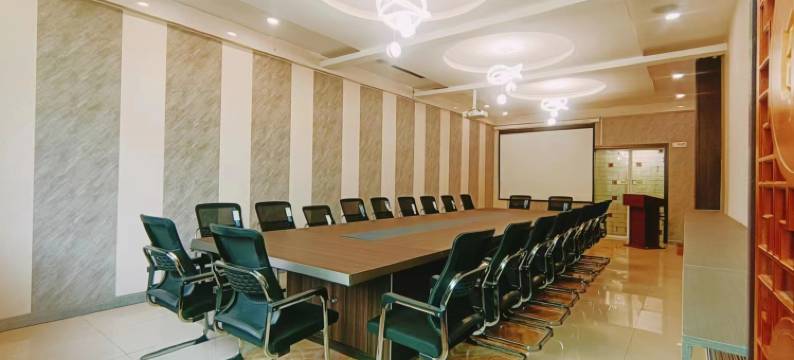 御庭酒店(奎屯火车站店)图片