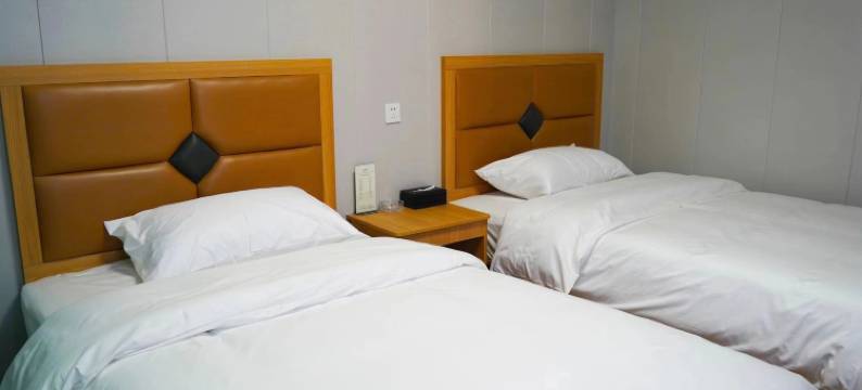 锦隆宾馆(禹州胖东来大禹像店)图片