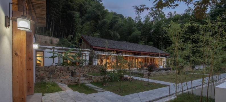 张家界秘境度假酒店图片