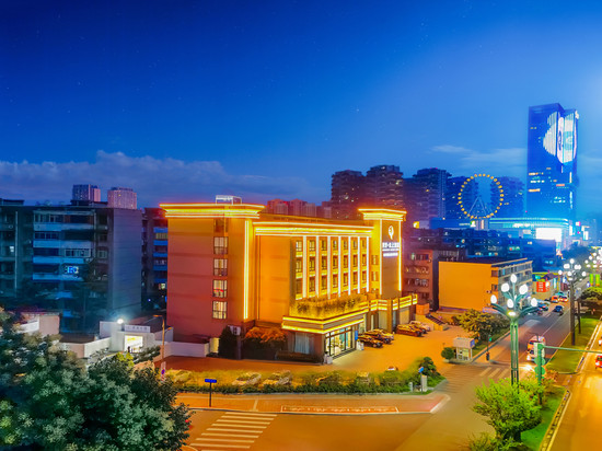 月牙云上酒店 (西南石油大学七一国际广场店)