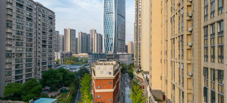 爱电竞酒店(武汉汉口火车站唐家墩地铁站店)图片