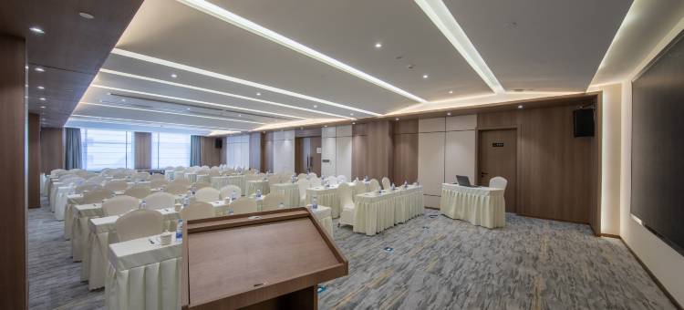 普洱茶灵酒店(思茅区普洱学院店)图片