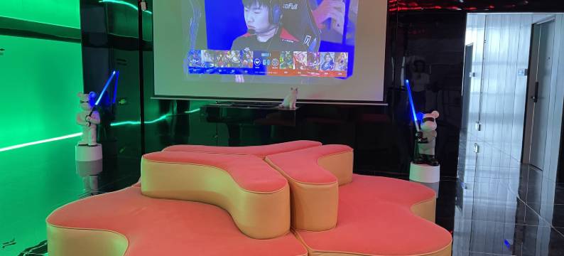 雲潮尚电竞酒店(永修县政府人民广场店)图片