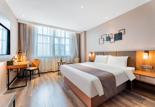 Home Inn (Ordos Dongsheng Wanda Plaza) Hotel Overview