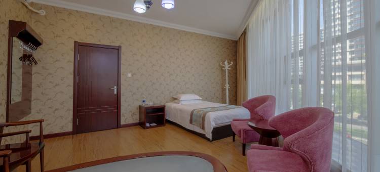 突泉聖家商务酒店(县政府店)图片