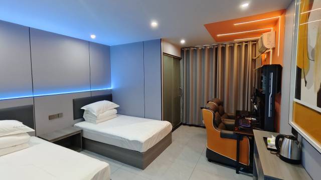 小七天电竞酒店