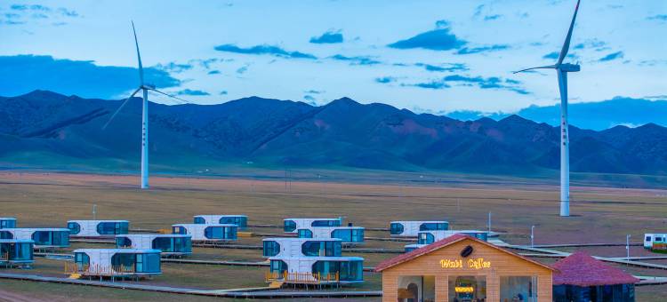 赛里木湖颐涞Elaine·禾川云锦野奢营地图片