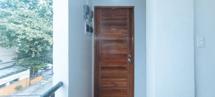 RedDoorz @ Delorian Residences图片