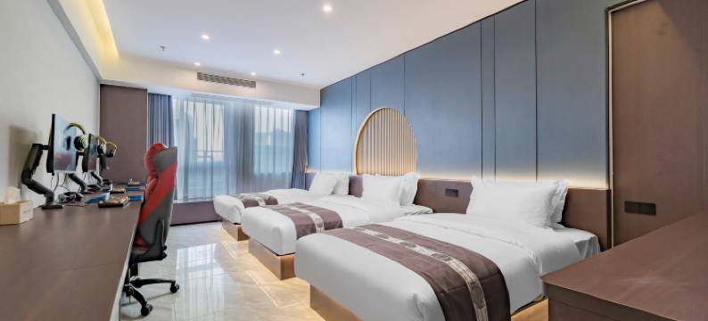 涔蜂电竞电影酒店(宽窄巷子店)图片