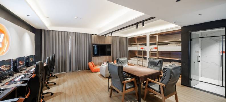 稳电竞酒店(芒康店)图片