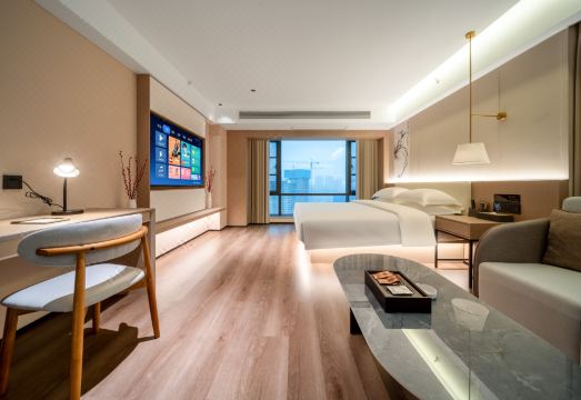 Milton HotelHotel Overview