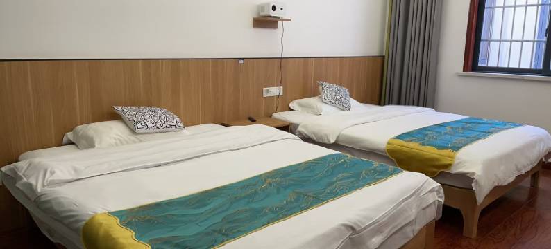 望华民宿(九华山游客服务中心店)图片