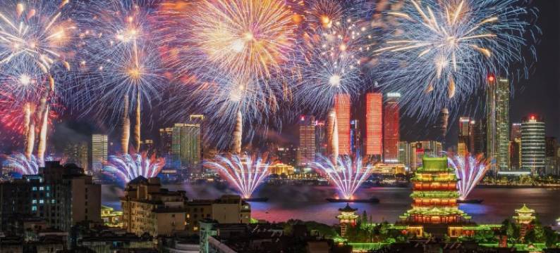 凯瑞迎方舟酒店 (南昌红谷滩万达广场卫东地铁站店)图片