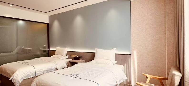 德航酒店(芒市机场店)图片