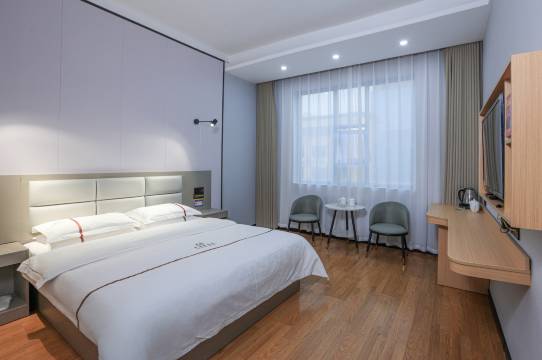 亚悦酒店(新宁解放路店)