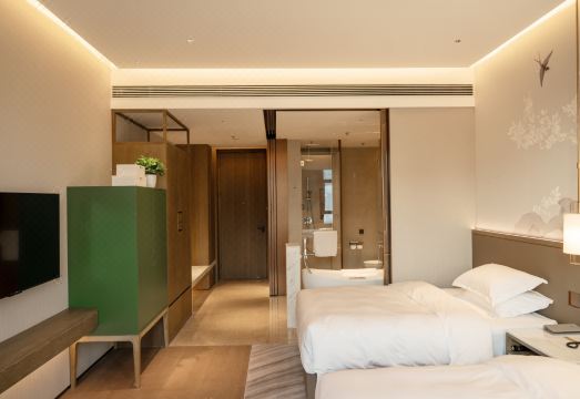 Mengcheng Empark Grand Hotel (Kunpeng Square Fangyuanhui) Hotel Overview