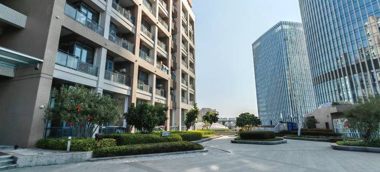 枫雨国际公寓(中山完美金鹰广场店)图片