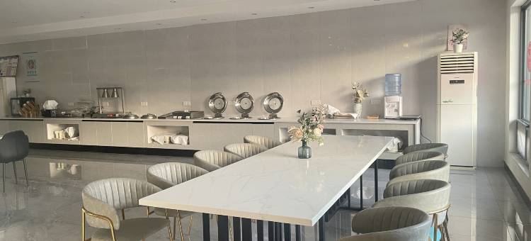 锦江之星酒店(大连开发区轻轨站万达广场店)图片