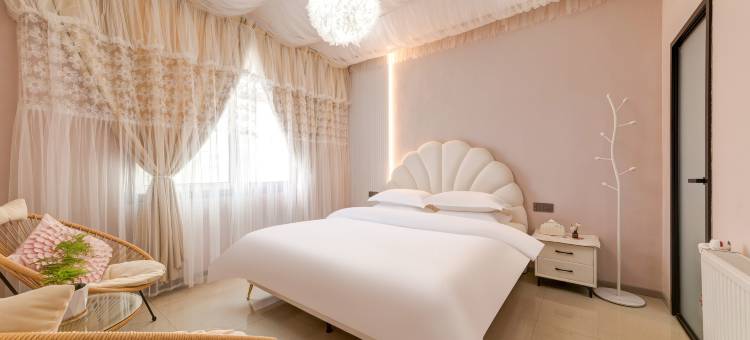 花筑·西安花溪茉轰趴民宿(鄠邑李家岩村店)图片