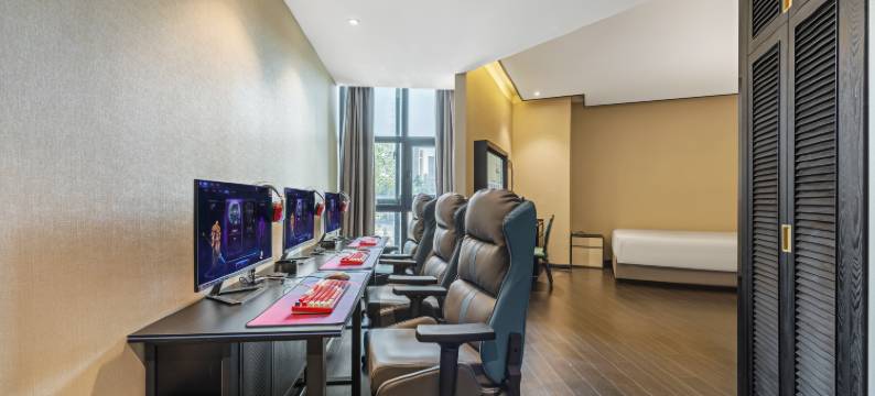 地平线电竞酒店(无锡长江北路太湖花园地铁站店)图片