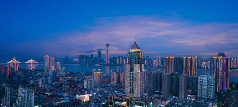 武汉江汉路步行街智选假日酒店图片