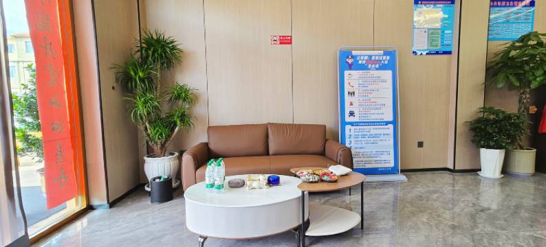 观山乐轩酒店(七彩丹霞店)图片