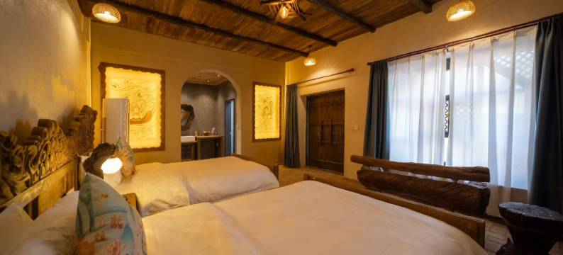 废墟园民宿(鸣沙山月牙泉景区店)图片