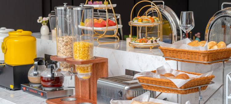 嘉禧悦酒店(安顺镇宁黄果树大道店)图片