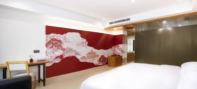 君渡凉城假日酒店(涞源联大步行街店)图片