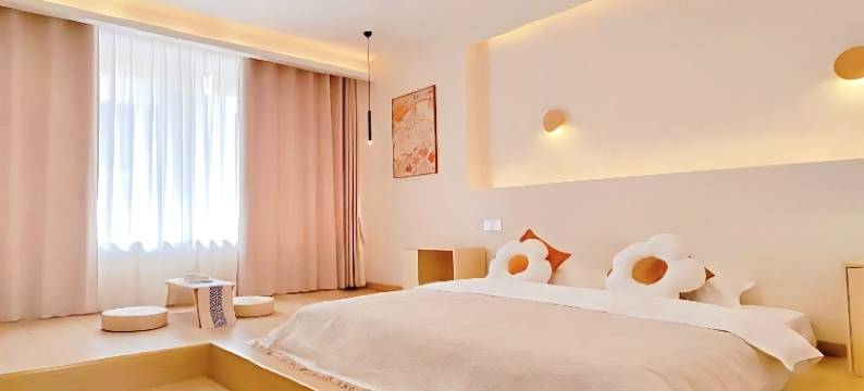 梦筑晓居(峨眉山高铁站报国寺店)图片