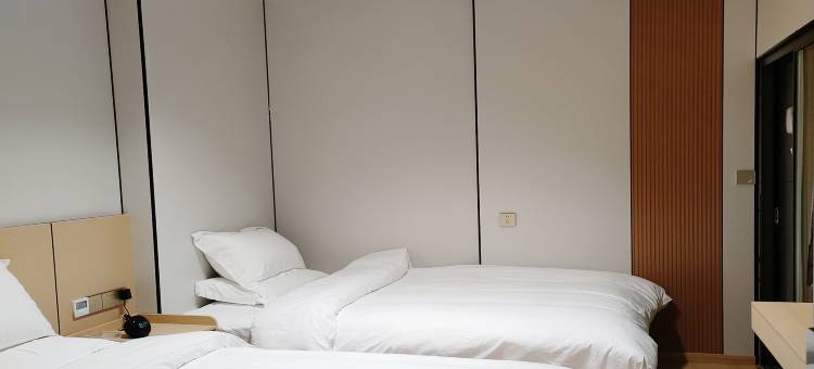 鲁甸君悦智能酒店(文化广场昭通第三人民医院店)图片