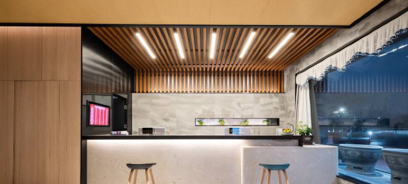 安陆东方瑞吉尊选酒店(东大时代广场店)图片