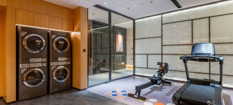 建国璞隐酒店(上海曹路招商花园城顾唐路地铁站店)图片