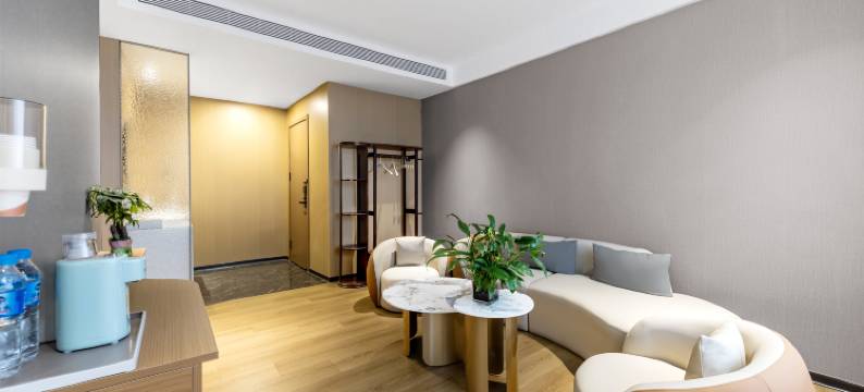 云栖智影酒店(赛罕塔拉城中草原店)图片