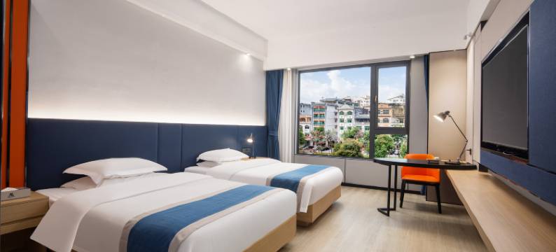 小鹿辰客·金宝莱酒店(琼海高铁站店)图片