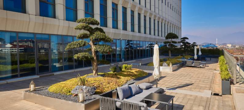 华夏湖畔度假酒店图片