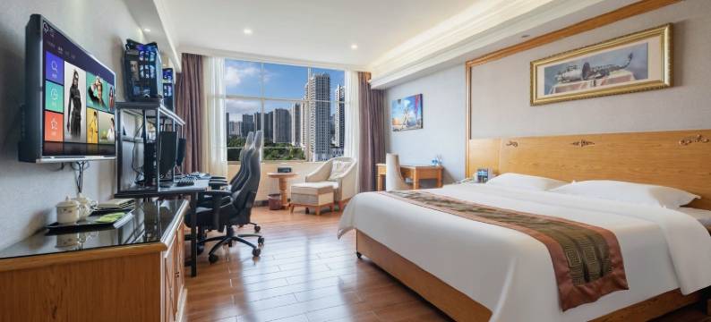 亚信电竞酒店(深圳坪地宜城PARK沃尔玛店)图片